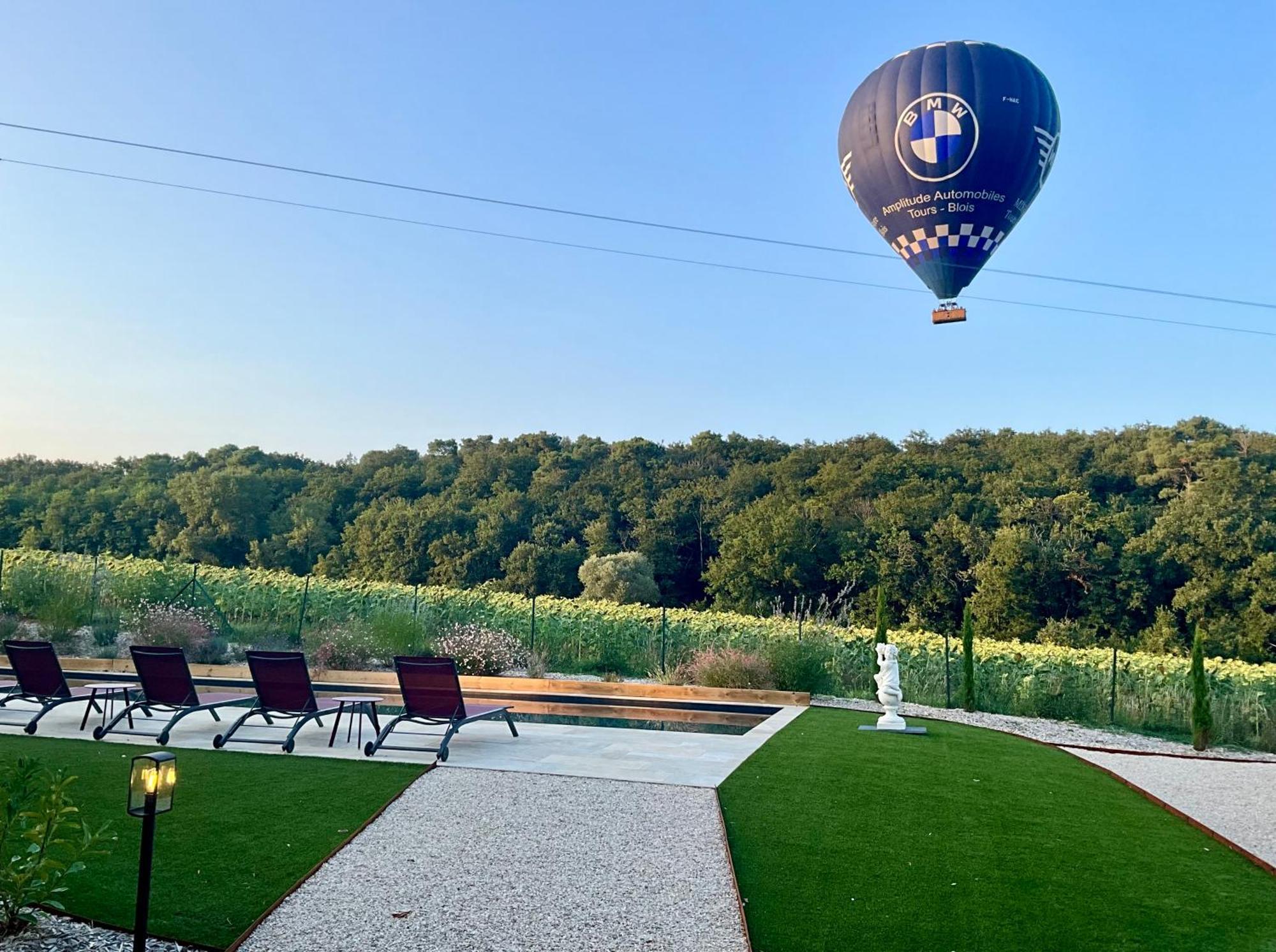 Sans Souci Bed And Breakfast Luxe Heated Pool And Restaurant Luzillé Kültér fotó